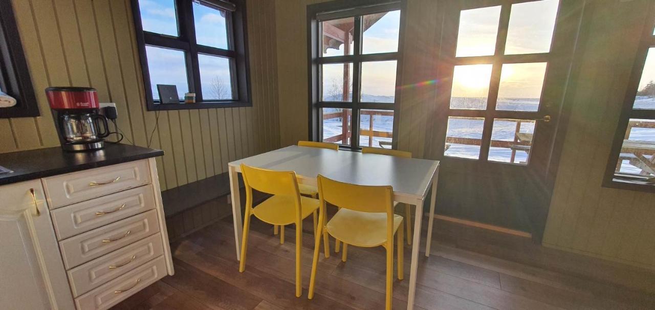 Smaratun Cottages & Chalets Hellisholar エクステリア 写真